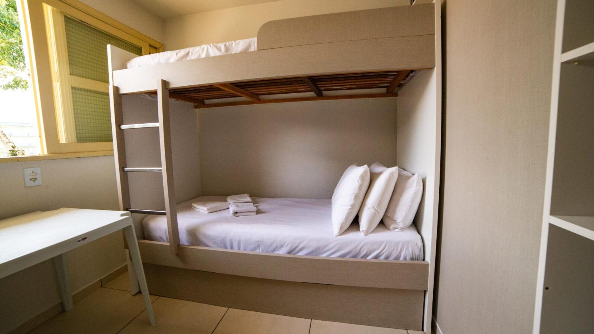 Rota Do Sol Apart Hotel Guaratuba Bilik gambar